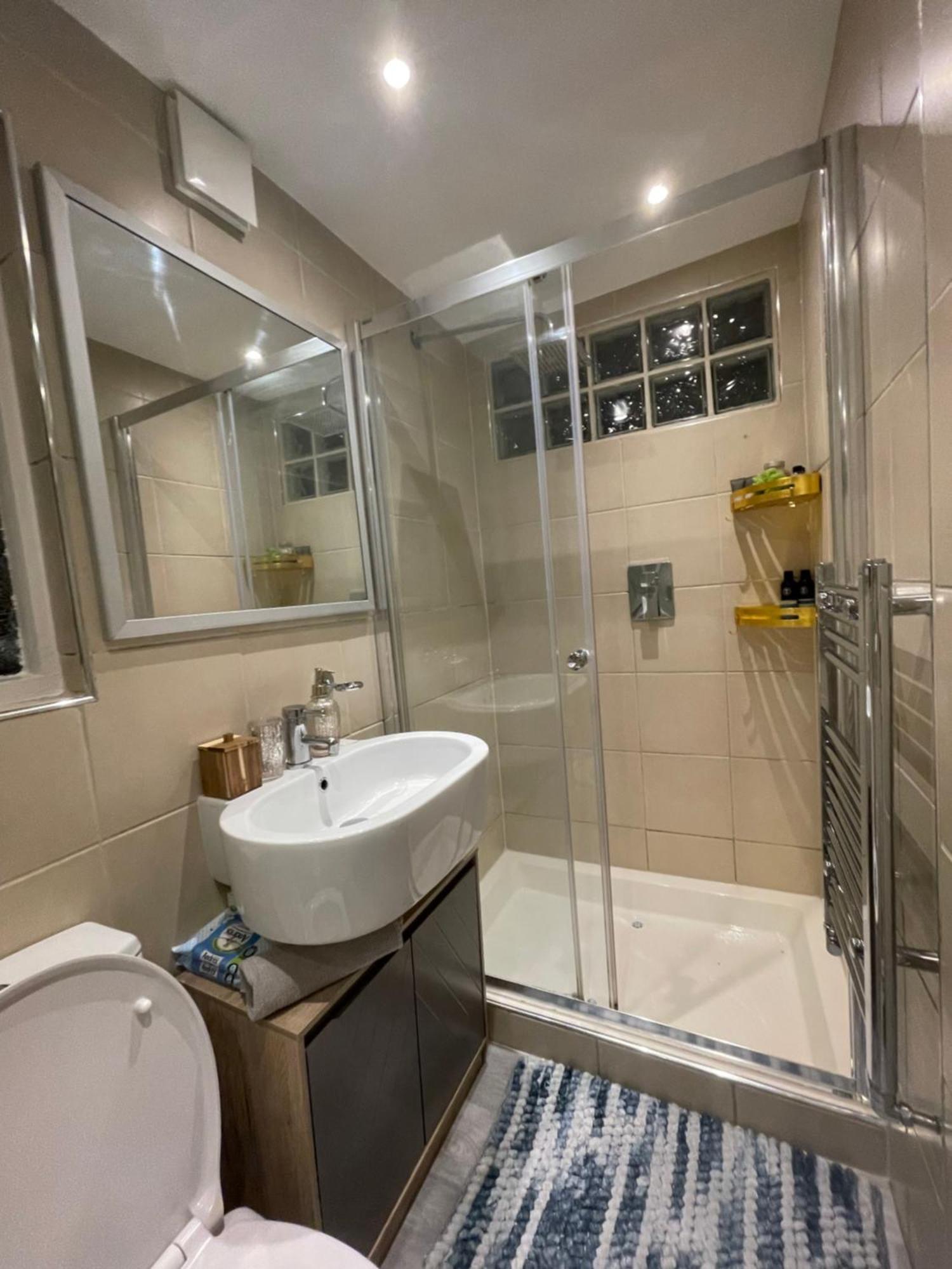 Queen Bedroom In Maida Vale London Ngoại thất bức ảnh