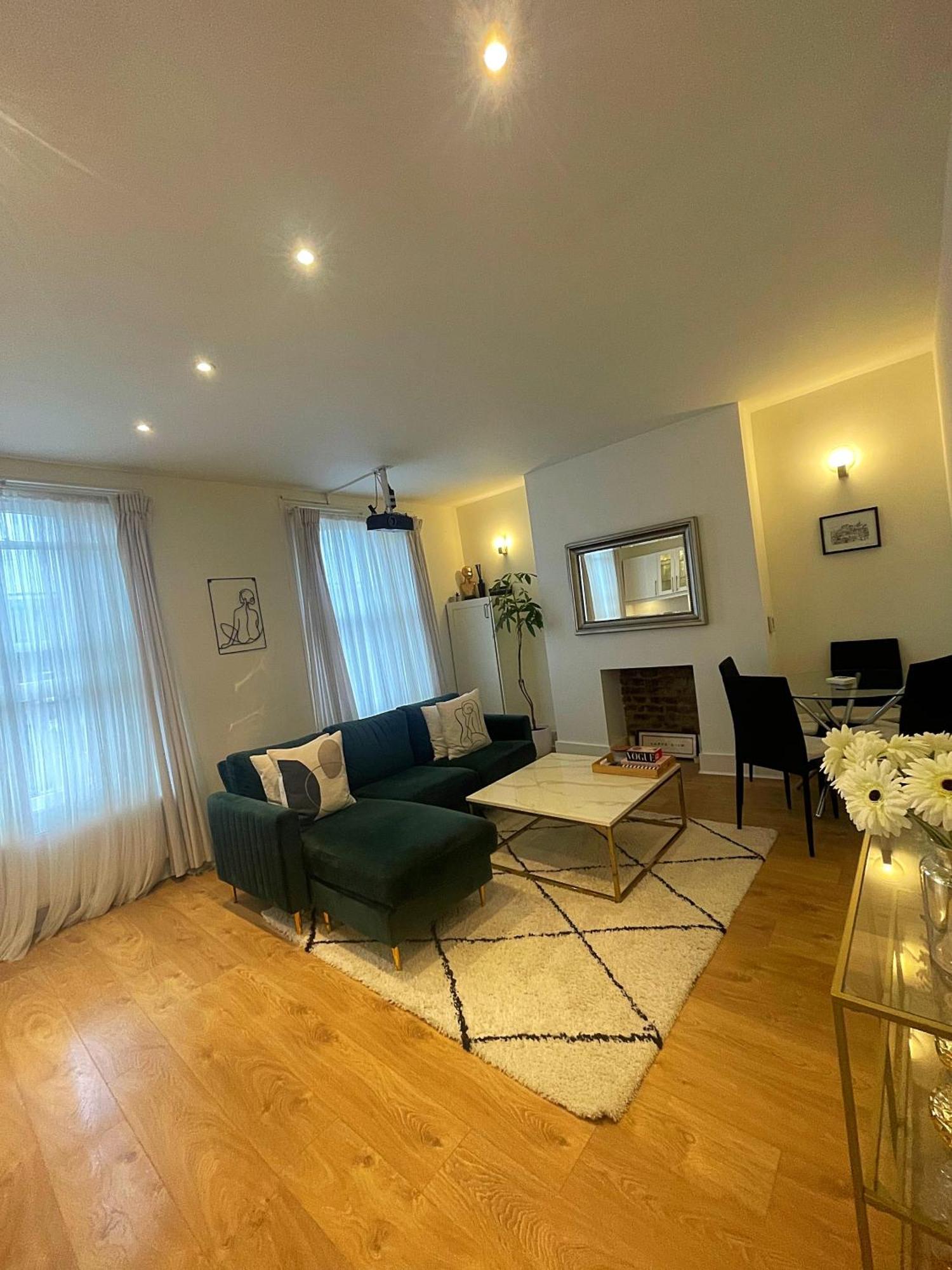 Queen Bedroom In Maida Vale London Ngoại thất bức ảnh